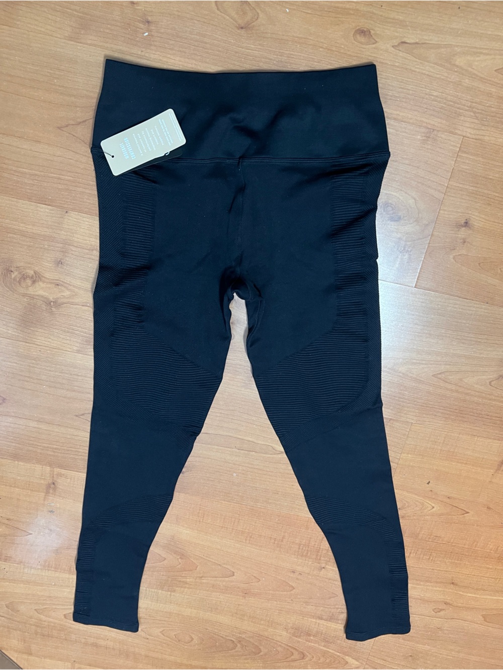 Nux one by one leggings moderate compression with patterns